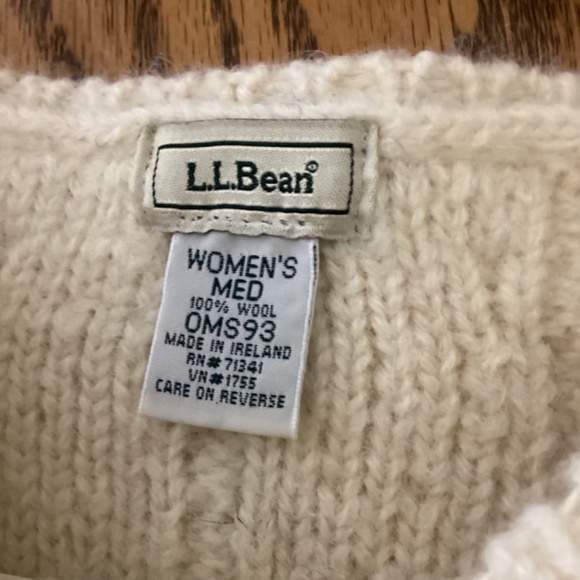 LL Bean Womens Vintage 100% Wool Sweater Ireland Fishermans Medium Shrunk L.L. W - Picture 6 of 12